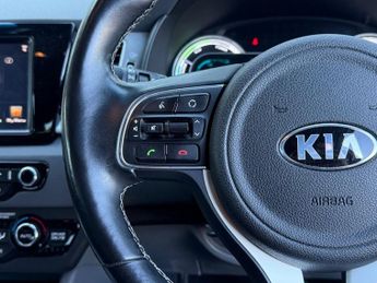 KIA NIRO 1.6h GDi First Edition SUV 5dr Petrol Hybrid DCT Euro 6 (s/s) (1