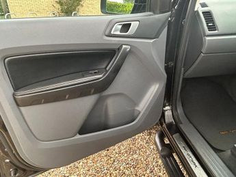 FORD RANGER 3.2 TDCi Wildtrak Pickup Double Cab 4dr Diesel Durashift 4WD Eur