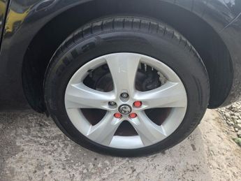 VAUXHALL ASTRA 1.6 16v SRi Hatchback 5dr Petrol Auto Euro 5 (115 ps)
