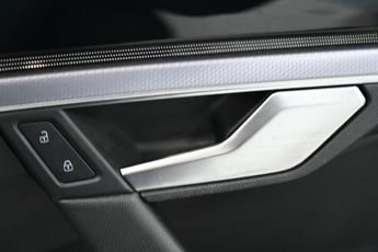 VOLKSWAGEN TOUAREG 3.0 TDI V6 R-Line SUV 5dr Diesel Tiptronic 4Motion Euro 6 (s/s) 