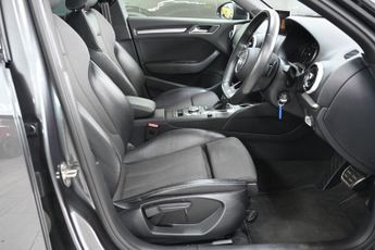 AUDI A3 1.5 TFSI CoD 35 Black Edition Sportback 5dr Petrol S Tronic Euro