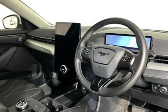 FORD MUSTANG MACH-E Extended Range 91kWh SUV 5dr Electric Automatic (294 ps) Touchsc