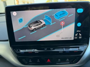 VOLKSWAGEN ID.4 Pro Performance 77kWh Life SUV 5dr Electric Auto (204 ps)