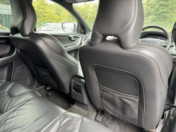 VOLVO XC60 2.4 D4 R-Design Lux Nav SUV 5dr Diesel Auto AWD Euro 6 (s/s) (19