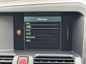 VOLVO XC60 2.4 D4 R-Design Lux Nav SUV 5dr Diesel Auto AWD Euro 6 (s/s) (19