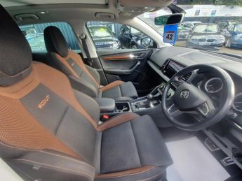 SKODA KAROQ 2.0 TDI Scout SUV 5dr Diesel DSG 4WD Euro 6 (s/s) (150 ps)