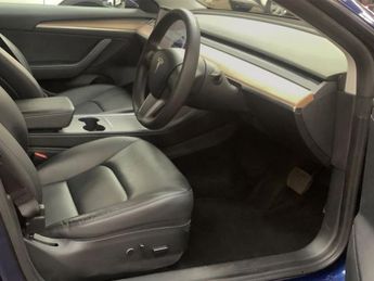TESLA Model 3 (Dual Motor) Long Range Saloon 4dr Electric Auto 4WDE (346 ps)