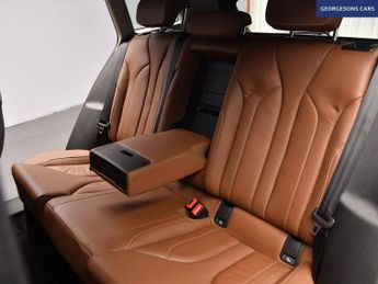 SKODA ENYAQ 62kWh 60 SUV 5dr Electric Auto (179 ps)