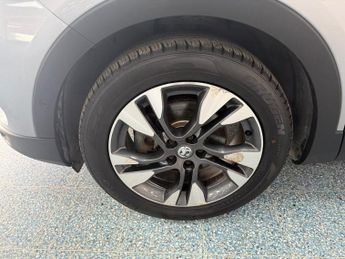 VAUXHALL GRANDLAND X 2.0 Turbo D BlueInjection Sport Nav SUV 5dr Diesel Auto Euro 6 (