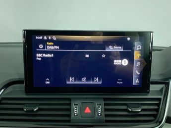 AUDI Q5 2.0 TDI 40 S line Sportback 5dr Diesel S Tronic quattro Euro 6 (