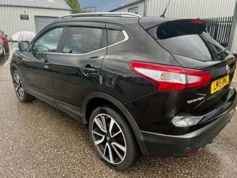 NISSAN QASHQAI 1.2 DIG-T Tekna SUV 5dr Petrol XTRON 2WD Euro 5 (s/s) (115 ps)