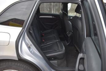 AUDI Q5 2.0 TDI S line Plus SUV 5dr Diesel S Tronic quattro Euro 6 (s/s)