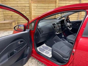 KIA RIO 1.4 2 Hatchback 5dr Petrol Auto Euro 5 (107 bhp)