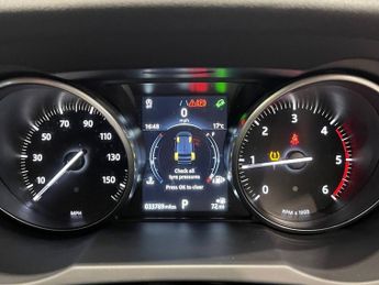 LAND ROVER RANGE ROVER EVOQUE 2.0 TD4 SE Tech SUV 5dr Diesel Auto 4WD Euro 6 (s/s) (180 ps)
