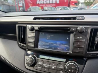 TOYOTA RAV4 2.2 D-CAT Invincible SUV 5dr Diesel Auto 4WD-HEATED BLACK LEATHE
