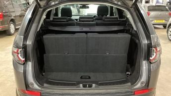 LAND ROVER DISCOVERY SPORT 2.0 TD4 HSE Black SUV 5dr Diesel Auto 4WD Euro 6 (s/s) (180 ps)