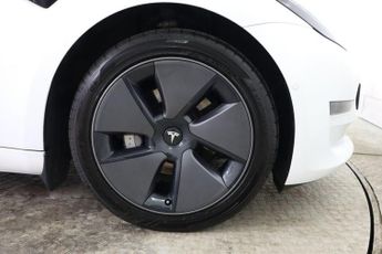 TESLA Model 3 (Dual Motor) Long Range Auto 4WDE 4dr