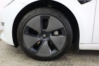 TESLA Model 3 (Dual Motor) Long Range Auto 4WDE 4dr