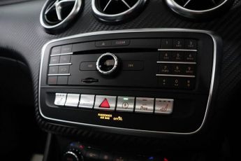 MERCEDES-BENZ A-CLASS 2.1 A220d AMG Line (Premium Plus) Hatchback 5dr Diesel 7G-DCT Eu