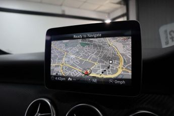 MERCEDES-BENZ A-CLASS 2.1 A220d AMG Line (Premium Plus) Hatchback 5dr Diesel 7G-DCT Eu