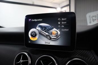 MERCEDES-BENZ A-CLASS 2.1 A220d AMG Line (Premium Plus) Hatchback 5dr Diesel 7G-DCT Eu