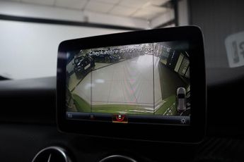 MERCEDES-BENZ A-CLASS 2.1 A220d AMG Line (Premium Plus) Hatchback 5dr Diesel 7G-DCT Eu