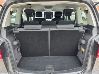 VOLKSWAGEN TOURAN 1.4 SE TSI 1390cc DSG 7 STR