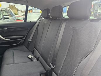 BMW 1 SERIES AUTOMATIC 1.5 118i SE Hatchback 5dr Petrol Auto Euro 6 (s/s) (13