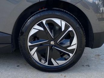 MG Mg4 64kWh Trophy Long Range Hatchback 5dr Electric Auto (203 ps)