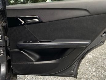 MG Mg4 64kWh Trophy Long Range Hatchback 5dr Electric Auto (203 ps)