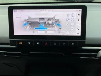 MG Mg4 64kWh Trophy Long Range Hatchback 5dr Electric Auto (203 ps)