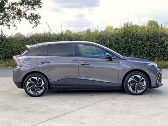 MG Mg4 64kWh Trophy Long Range Hatchback 5dr Electric Auto (203 ps)