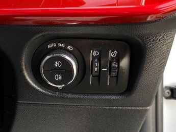 VAUXHALL MOKKA ELECTRIC 50kWh SRi Premium SUV 5dr Electric Auto (136 ps)