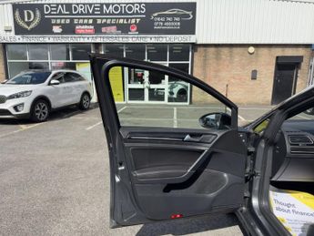 VOLKSWAGEN GOLF 2.0 TSI R Hatchback 5dr Petrol DSG 4Motion Euro 6 (s/s) (300 ps)