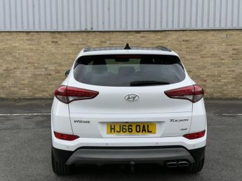 HYUNDAI TUCSON 2.0 CRDi Premium SE SUV 5dr Diesel Auto 4WD Euro 6 (185 ps)