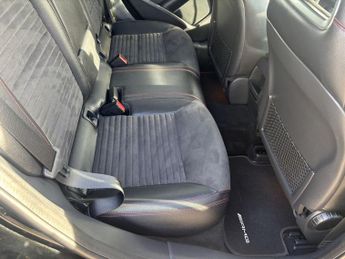 MERCEDES-BENZ GLA 2.1 GLA220 CDI AMG Line SUV 5dr Diesel 7G-DCT 4MATIC Euro 6 (s/s