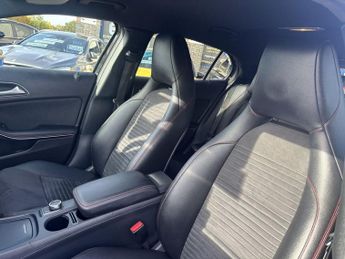 MERCEDES-BENZ GLA 2.1 GLA220 CDI AMG Line SUV 5dr Diesel 7G-DCT 4MATIC Euro 6 (s/s