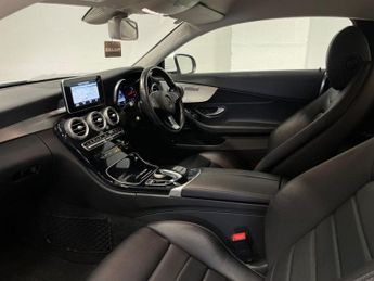 MERCEDES-BENZ C-CLASS 2.0 C200 Sport Coupe 2dr Petrol 7G-Tronic+ Euro 6 (s/s) (184 ps)
