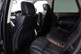 LAND ROVER RANGE ROVER SPORT 3.0 SD V6 Autobiography Dynamic SUV 5dr Diesel Auto 4WD Euro 5 (