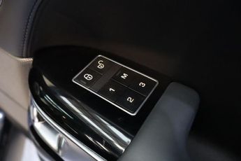 LAND ROVER RANGE ROVER SPORT 3.0 SD V6 Autobiography Dynamic SUV 5dr Diesel Auto 4WD Euro 5 (