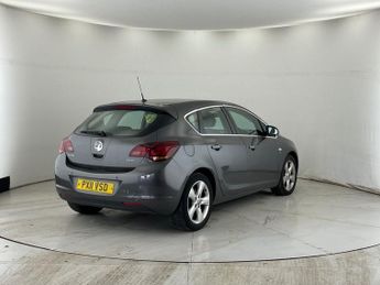 VAUXHALL ASTRA 1.7 CDTi SRi Hatchback 5dr Diesel Manual Euro 5 (110 ps)