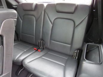 HYUNDAI SANTA FE 2.2 CRDi Premium SE SUV 5dr Diesel Auto 4WD Euro 5 (7 seat) (194