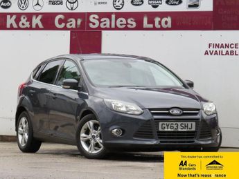 Ford Focus 1.6 Zetec Hatchback 5dr Petrol Powershift Euro 5 (125 ps)