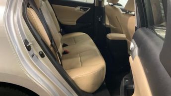 LEXUS CT 1.8 200h Luxury Hatchback 5dr Petrol Hybrid CVT Euro 5 (s/s) (13