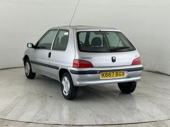 PEUGEOT 106 1.1 Zest 2 Hatchback 3dr Petrol Manual (145 g/km, 60 bhp)