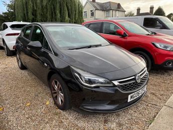 Vauxhall Astra 1.4i Turbo Design Hatchback 5dr Petrol Auto Euro 6 (s/s) (150 ps