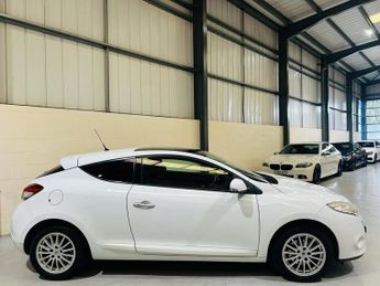 RENAULT MEGANE 1.5 dCi Dynamique Coupe 3dr Diesel Manual Euro 4 (106 ps)