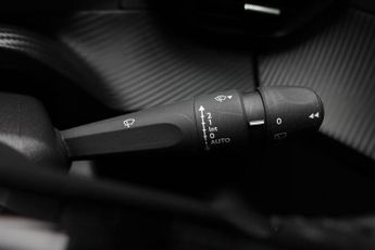 PEUGEOT E-208 50kWh Allure Premium Hatchback 5dr Electric Auto (7kW Charger) (