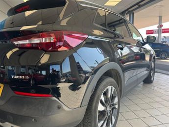 VAUXHALL GRANDLAND X 1.5 Turbo D BlueInjection Sport Nav SUV 5dr Diesel Manual Euro 6