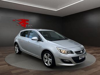 VAUXHALL ASTRA 1.6 16v SRi Hatchback 5dr Petrol Auto Euro 5 (115 ps)